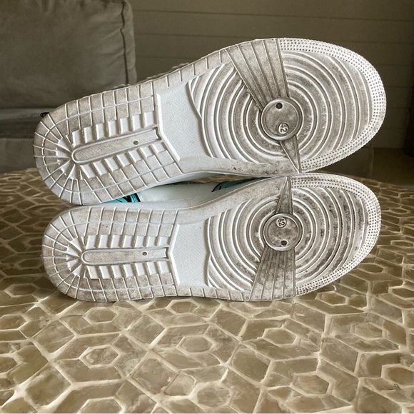 Demon Slayer Giyu High Blue Sneakers (42) - Picture 5 of 11